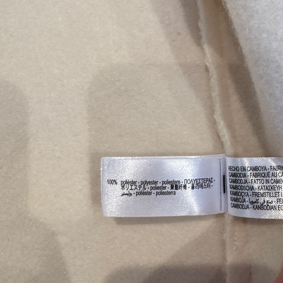 Zara Oversized Boucle Coat - Picture 7 of 9